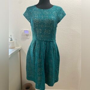 Women’s Dress Mimi Chica Size‎ Medium Green lace over lay on skin-colored lining